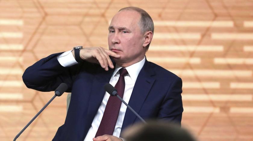 Кремль принял историческое решение против либералов - экономист