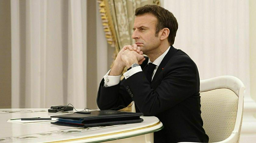 Народ Франции после слов Макрона предложил дать Киеву ядерное оружие