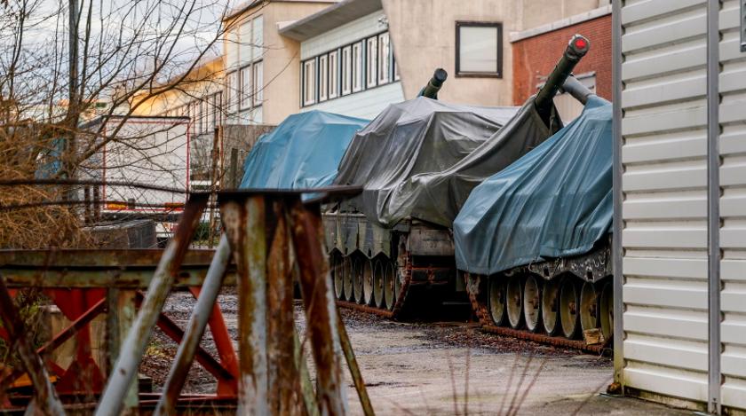 Запад лишает Украину танков на неопределенный срок