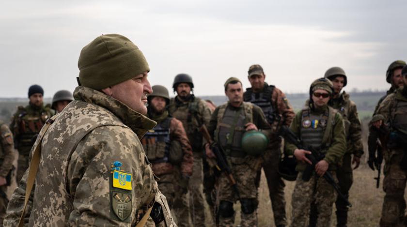 Киев покупает время кровью: экс-офицер НАТО объяснил тактику ВСУ в Бахмуте