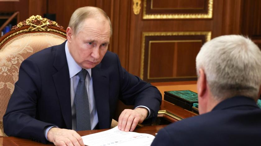 Путин решил разом вышвырнуть кучу российских чиновников