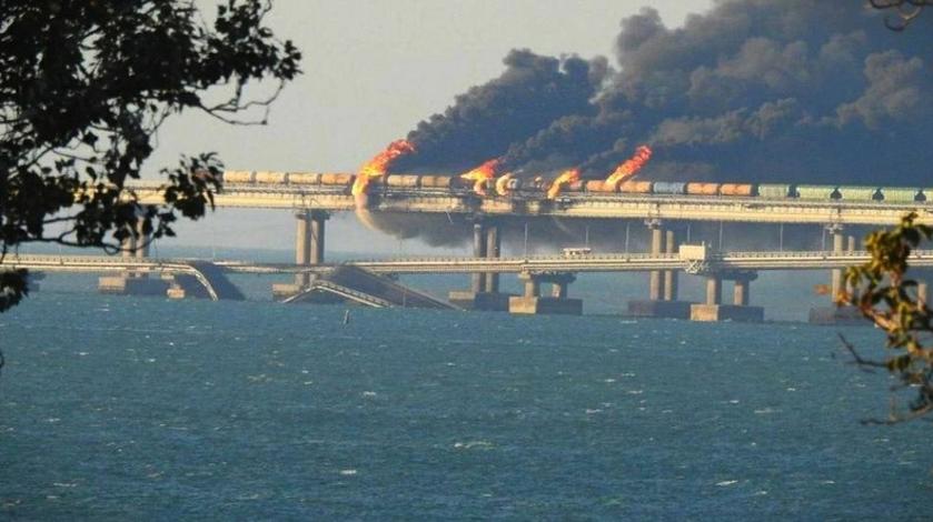 Советник Зеленского поклялся уничтожить Крымский мост
