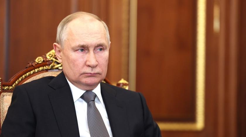 Путину предложили раскрыть "ядерный зонтик" над всей Россией