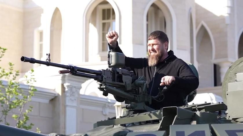 Кадыров на танке сделал предупреждение Зеленскому