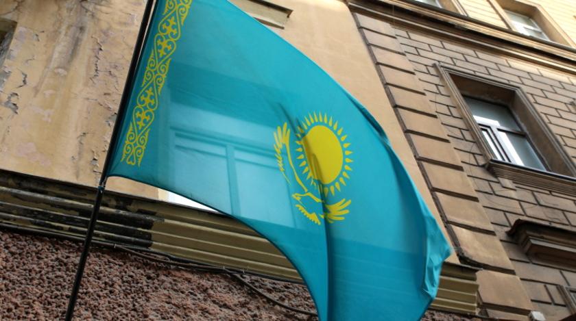 Казахстан нанес удар по рублю: Астана выступила с оправданием