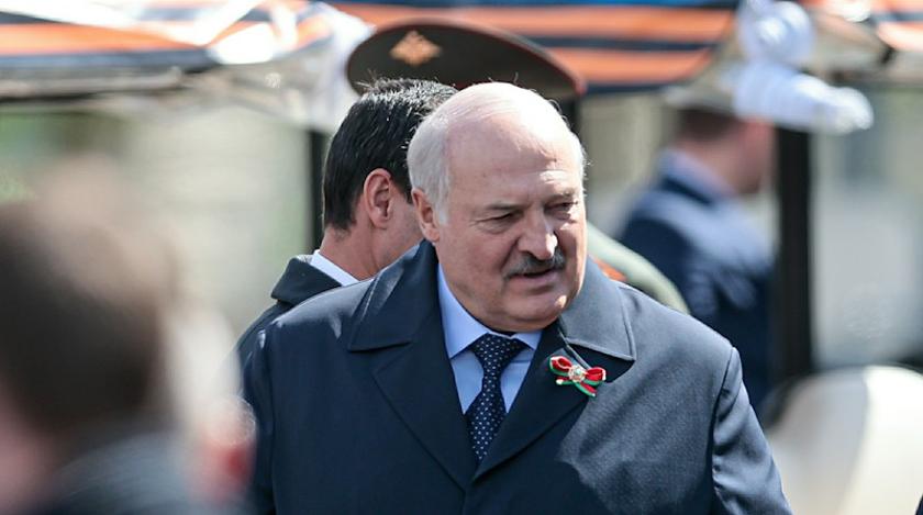 Лукашенко вступает в переговоры по Украине