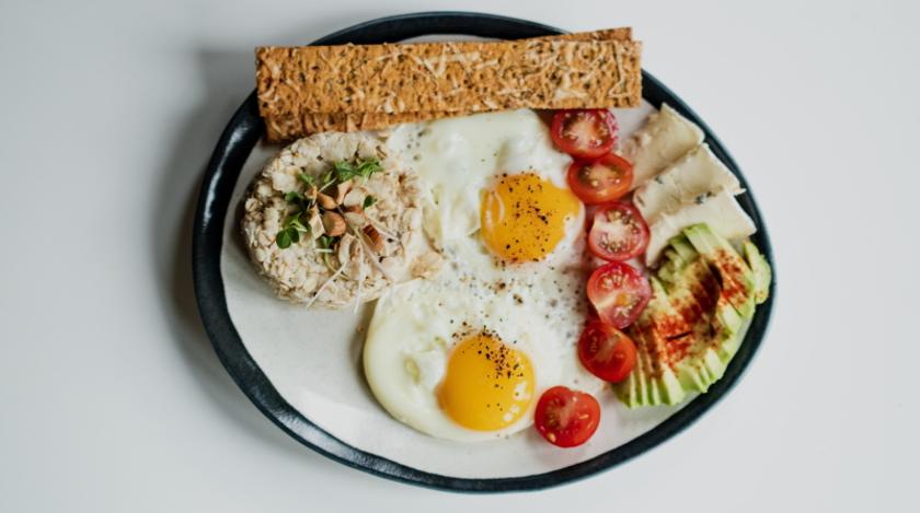 Рецепты блюд из яиц на завтрак