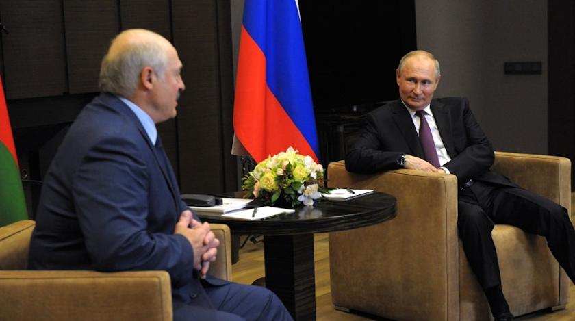 Лукашенко обратился к Путину после неприятного поступка ЧВК "Вагнер"