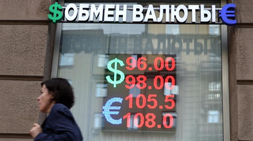 Россияне неожиданно отреагировали на обвал рубля