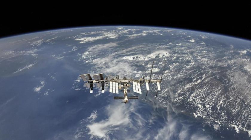 Космонавты из РФ установили рекорд по длительности полета на МКС