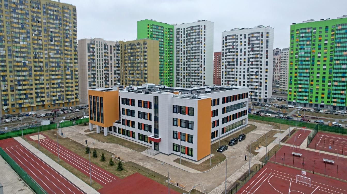 В Москве ввели в эксплуатацию 54 объекта образования в 2023 году - Бочкарев