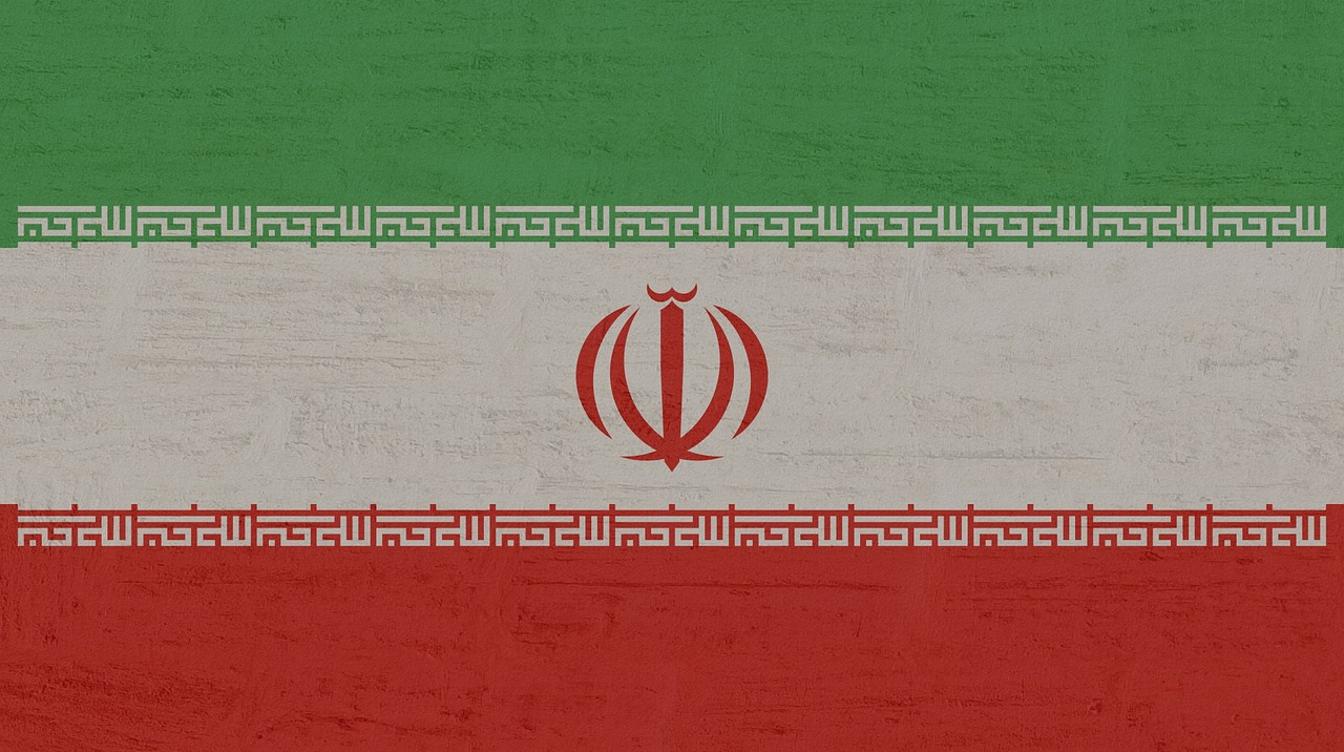 США нацелены на Иран: мир стоит на грани ядерной войны