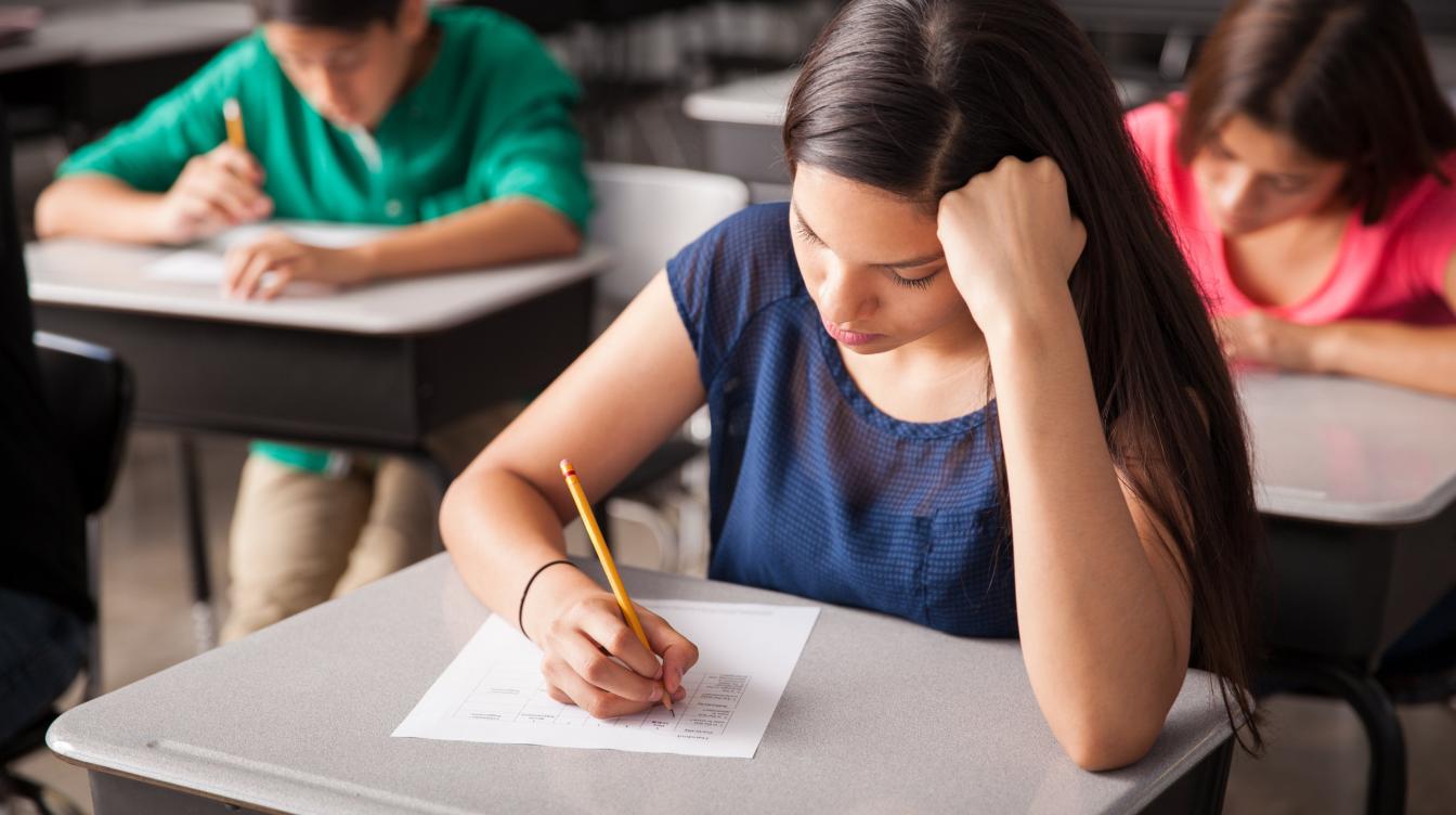 Чего боятся школьники: топ-5 страхов учеников старших классов