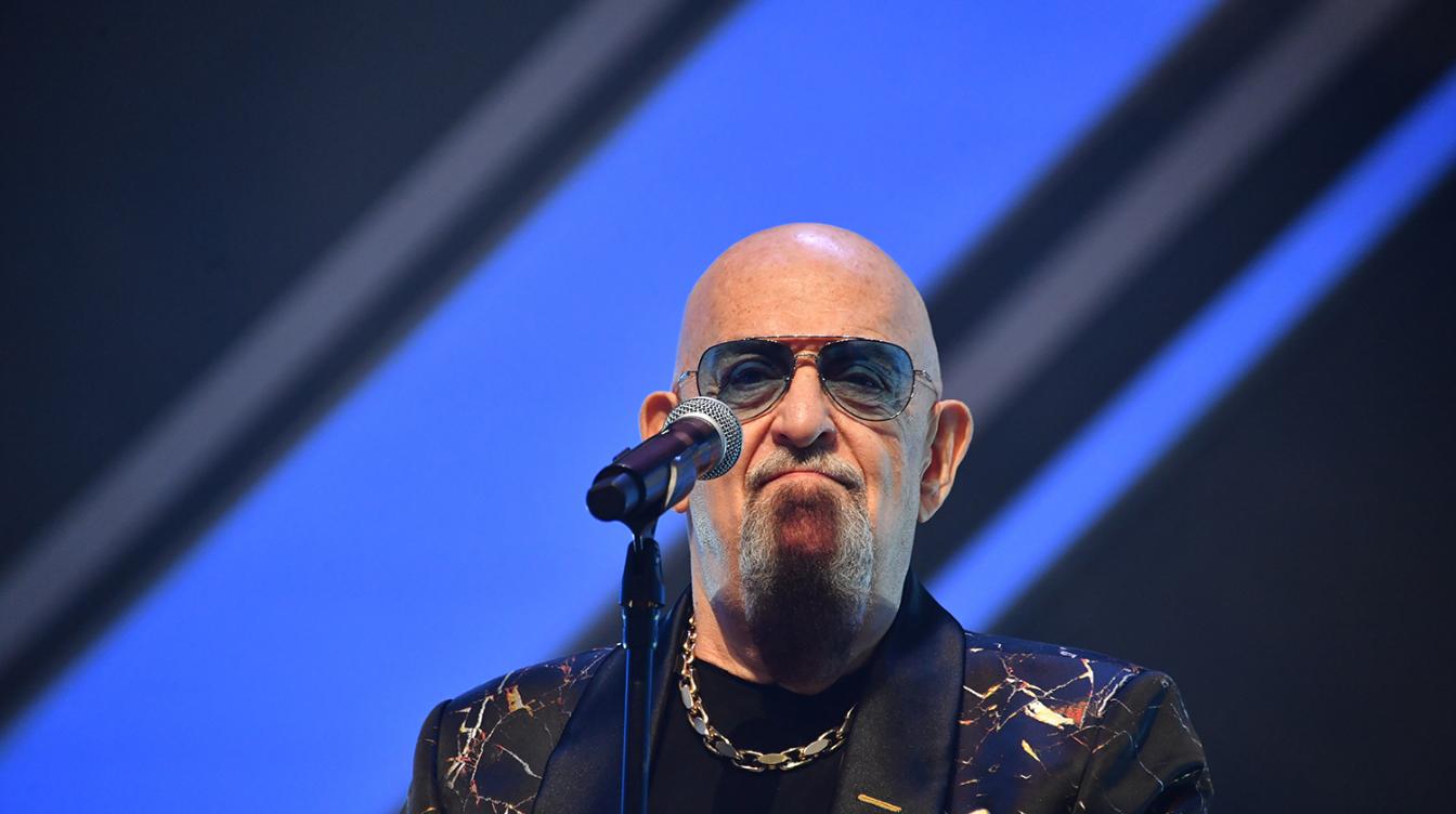 Шуфутинский на инвалидной коляске: что случилось со здоровьем певца