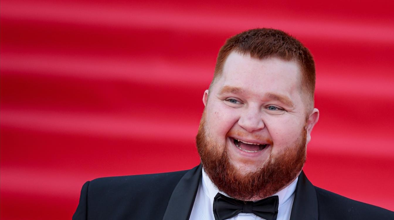 Море слез: звезды оплакивают рано умершего Пухляша