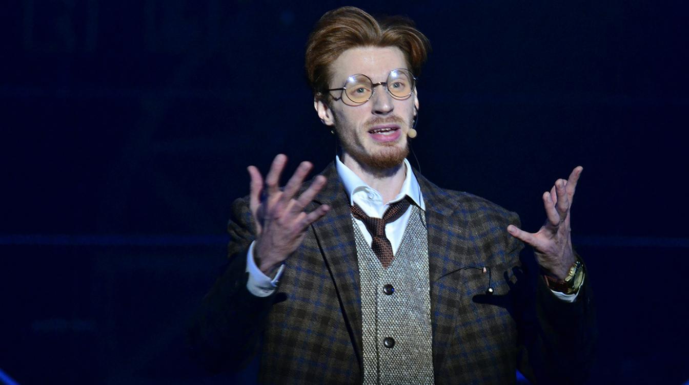 Убежавший из России внук Пугачевой придумывает нестандартные заработки