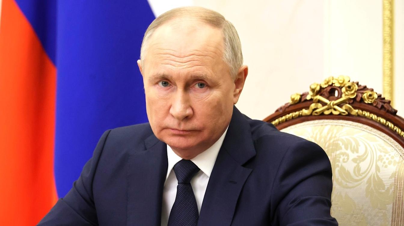 Владимир Путин поздравил россиян с Новым годом-2024