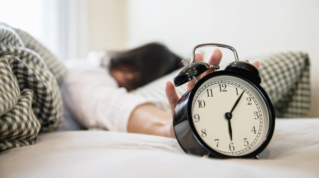 Три способа быстро наладить режим сна после праздников