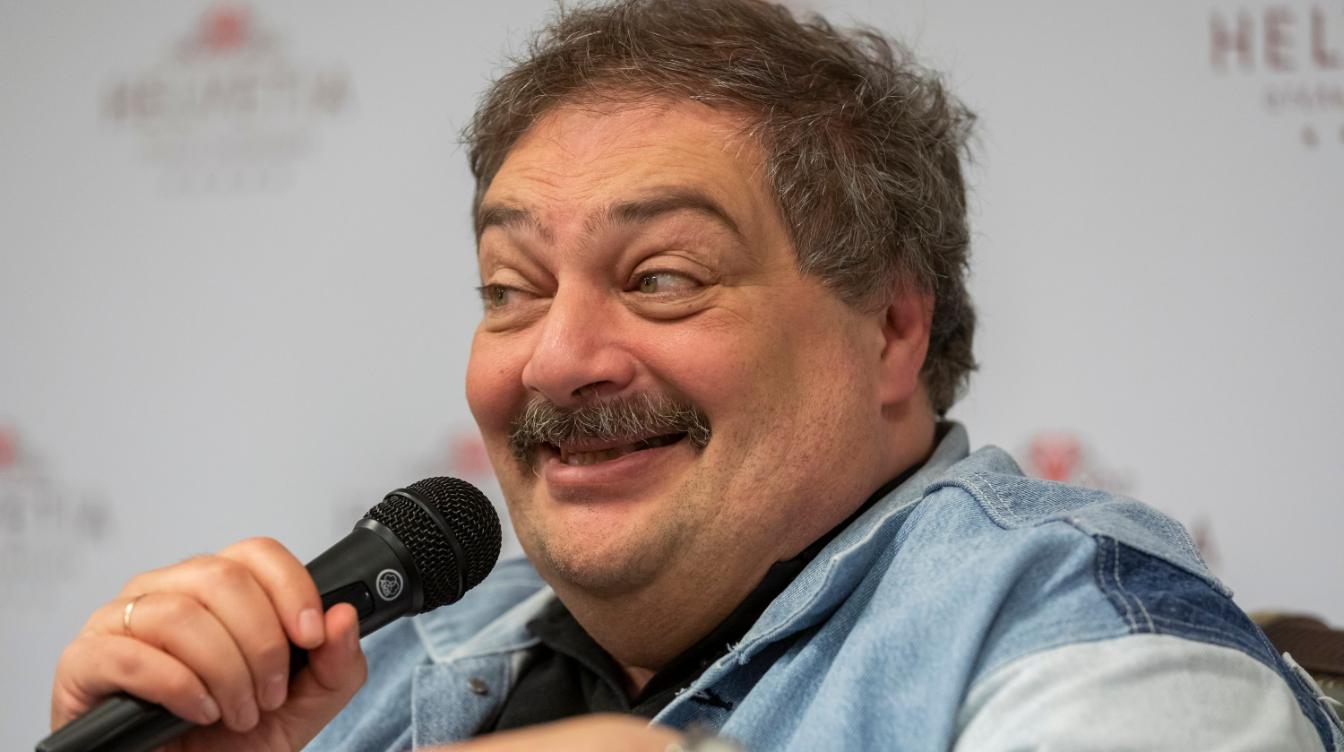 Предсказавший "судьбу" России писатель Быков* получил леща: "Пророк Свинодамус"