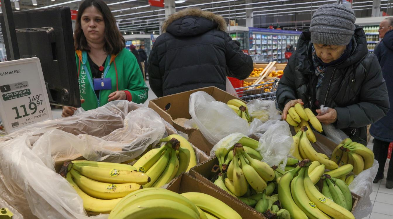 Эксперт оценил вероятность исчезновения бананов с полок магазинов
