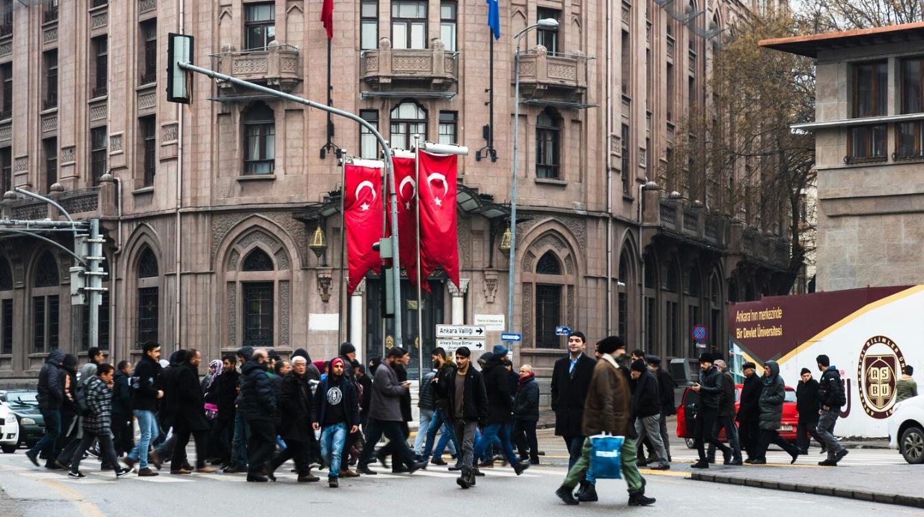 Один из крупнейших турецких банков усложнил работу с россиянами