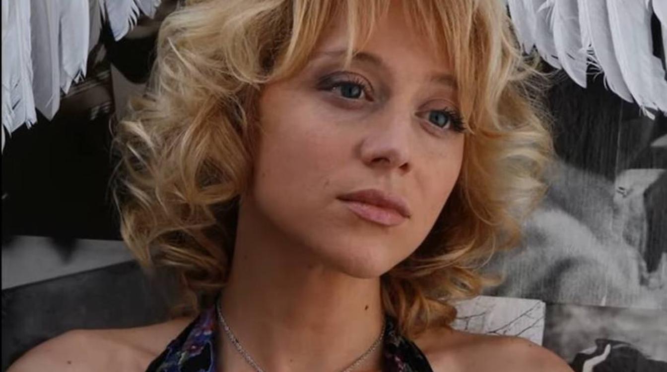 Стало известно, как живет осудившая Россию актриса Дарья Волга