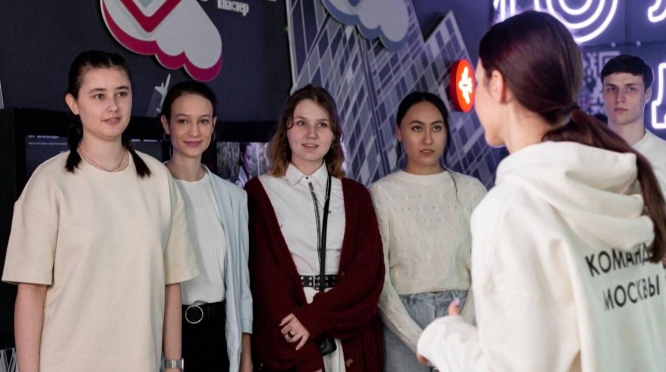 Молодежь Москвы ждут на интерактивных экскурсиях 