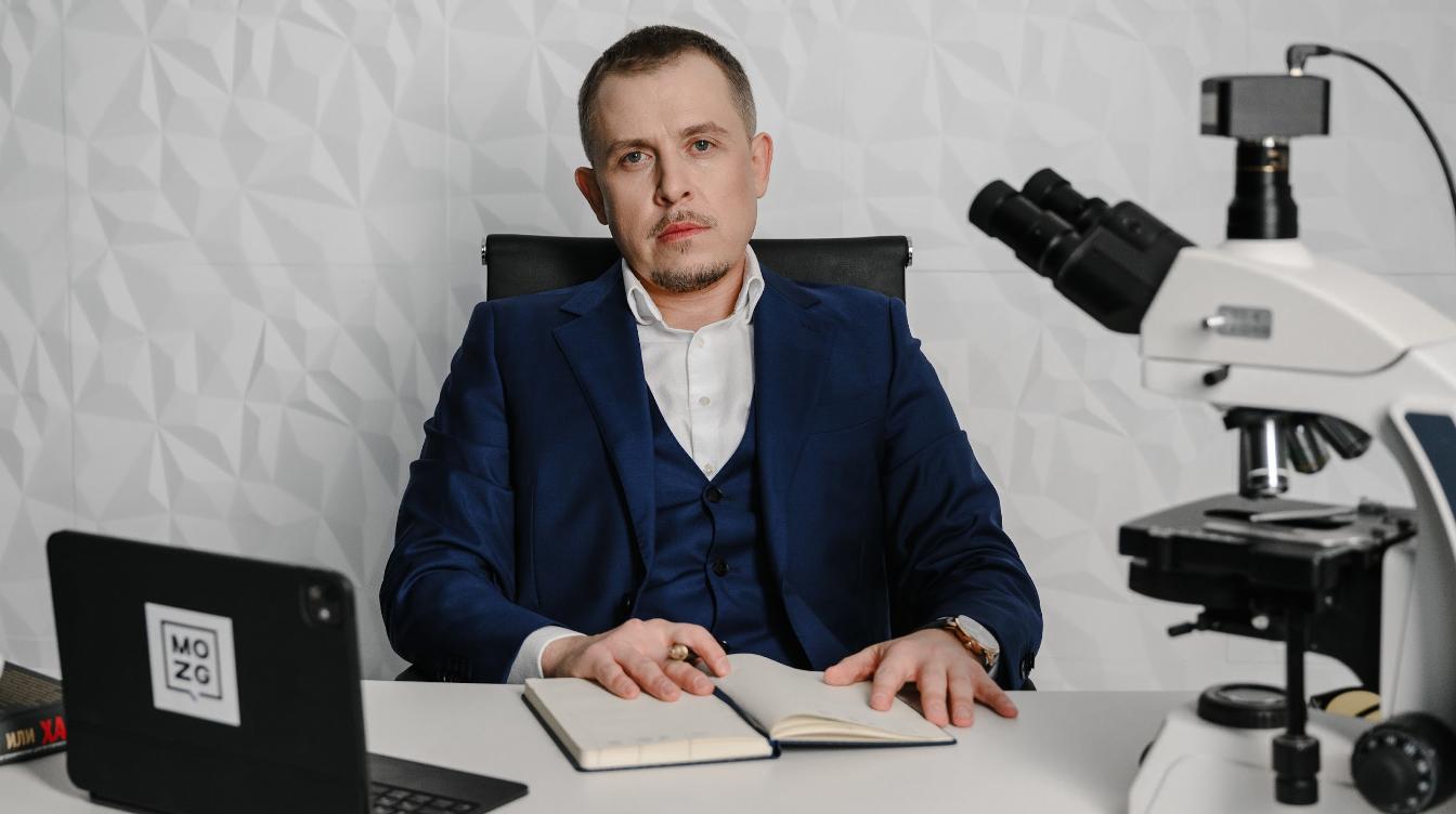 "Давай, до свидания!": как нейрохакинг Ильи Бурлаковского снимает боль и возвращает здоровье