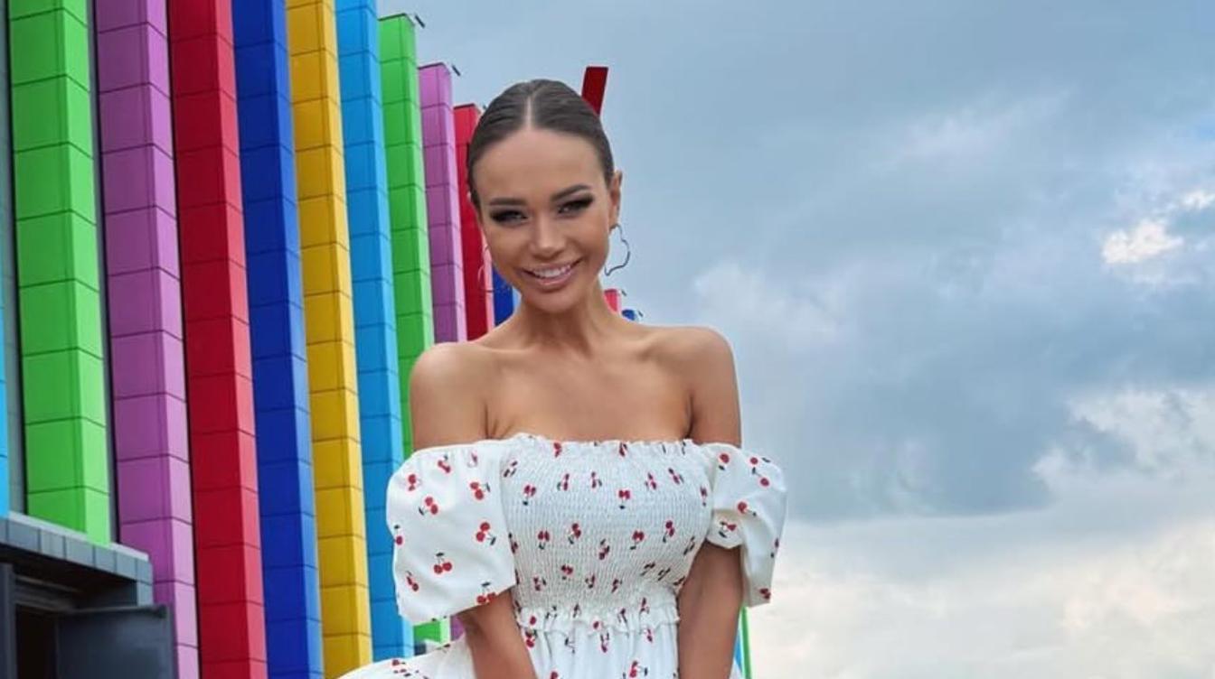 Яна Кошкина объявила о разводе с мужем