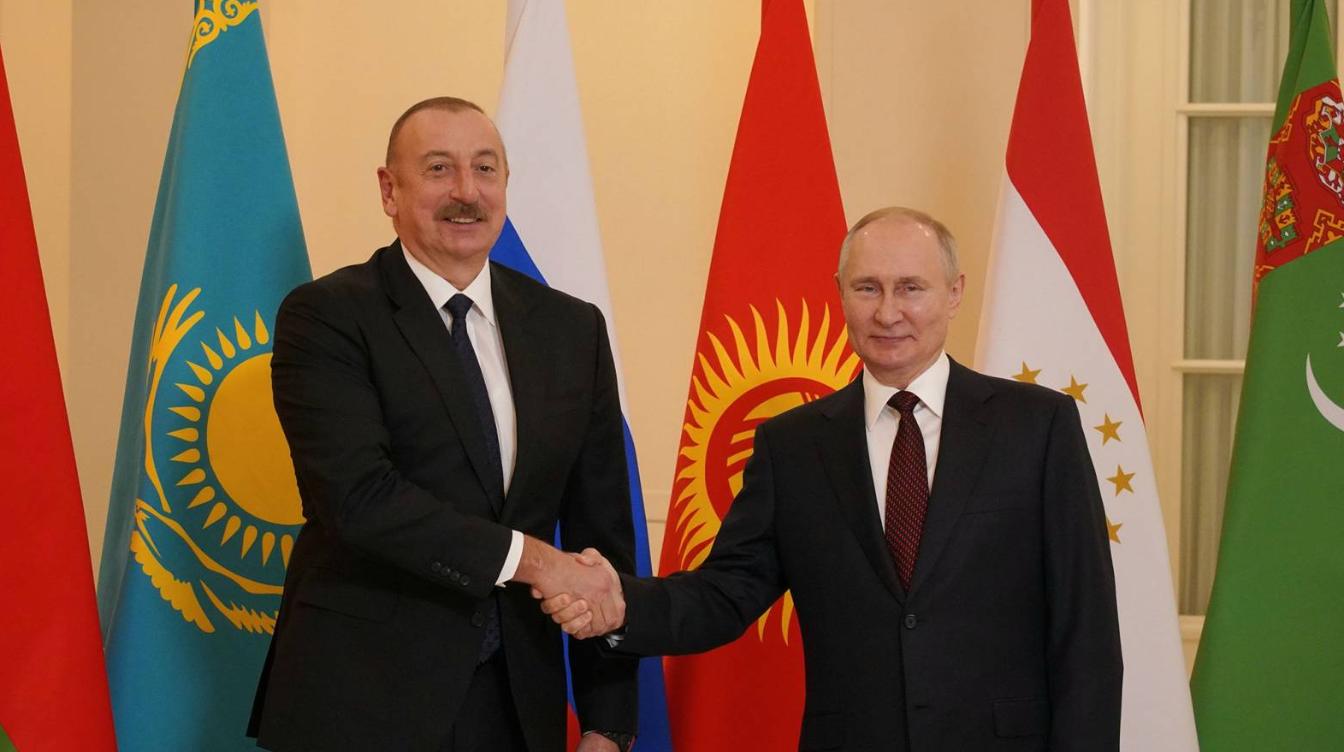 "Огромная война развязана": Путина призвали срочно позвонить Алиеву