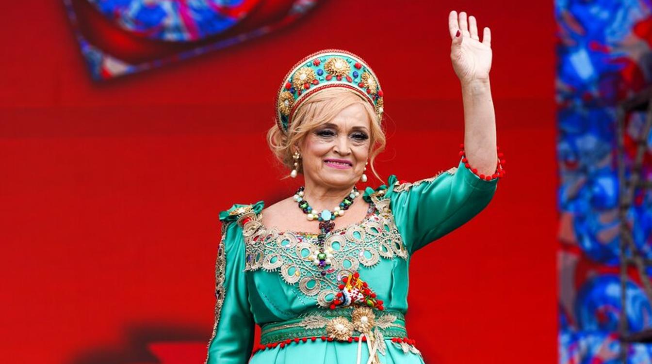 "Окочурится на сцене": больную Кадышеву призвали срочно спасать