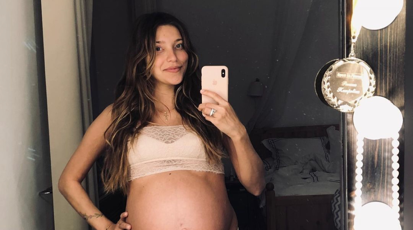 Беременная Тодоренко резко ответила хейтерам