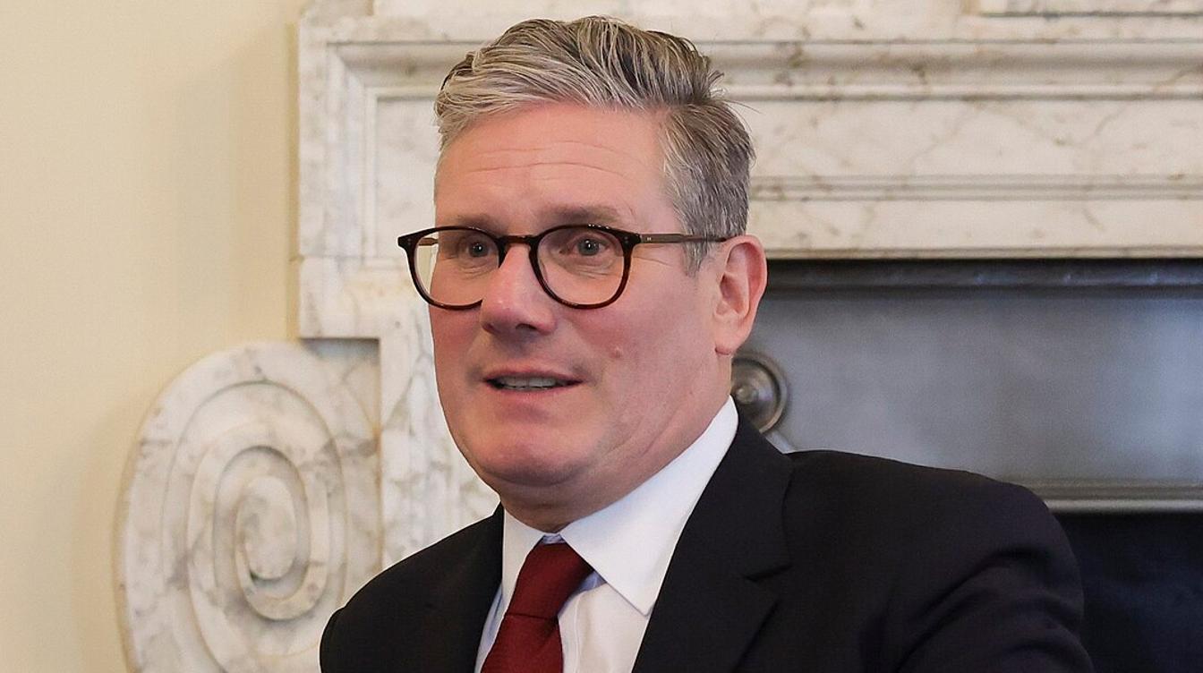 В Британии взбесились из-за "подарка" Стармера Путину