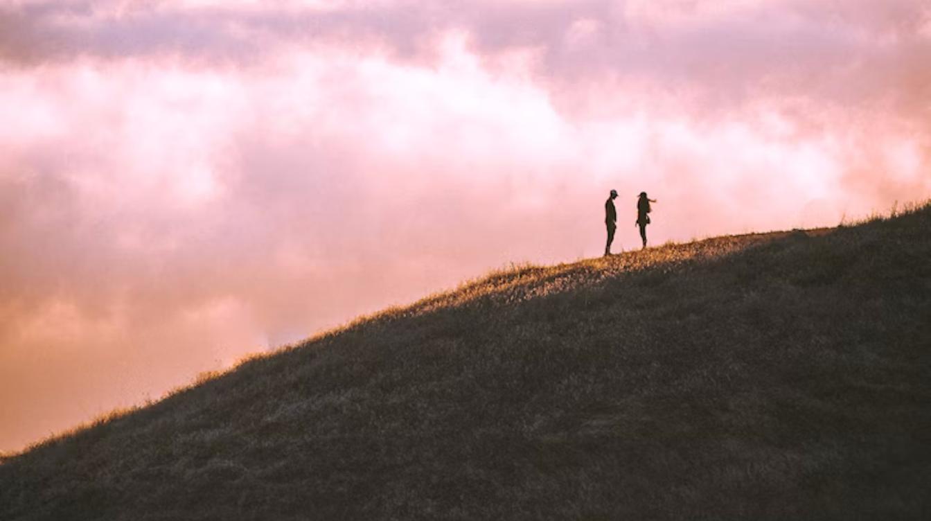 Тревожные сигналы: 10 признаков абьюза в женском поведении – игнорировать нельзя