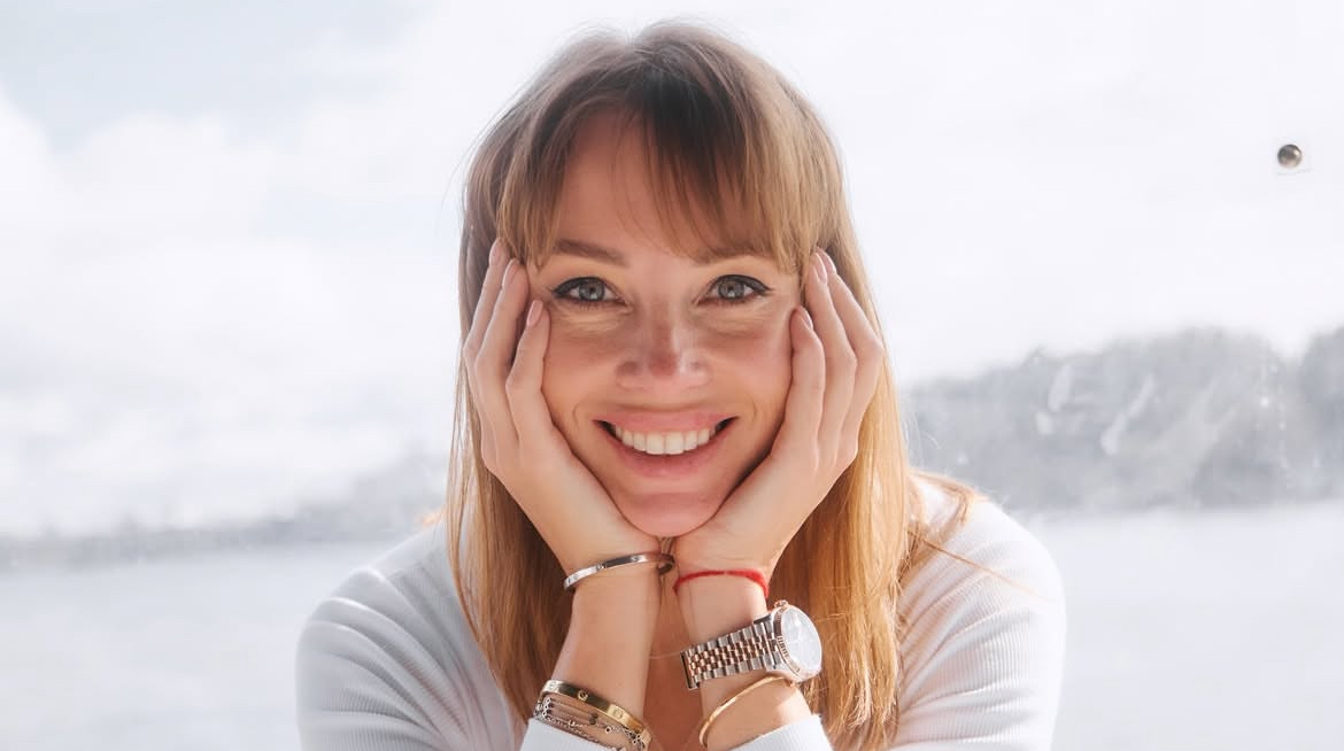 Диброва впервые дала комментарий по поводу скорой свадьбы с Товстиком