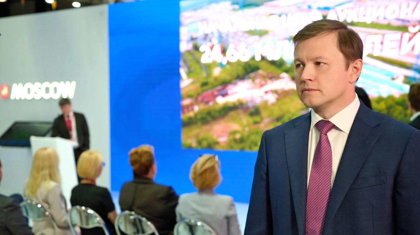 Ефимов: более 400 некапитальных объектов разрешили установить в Москве в 2025 году