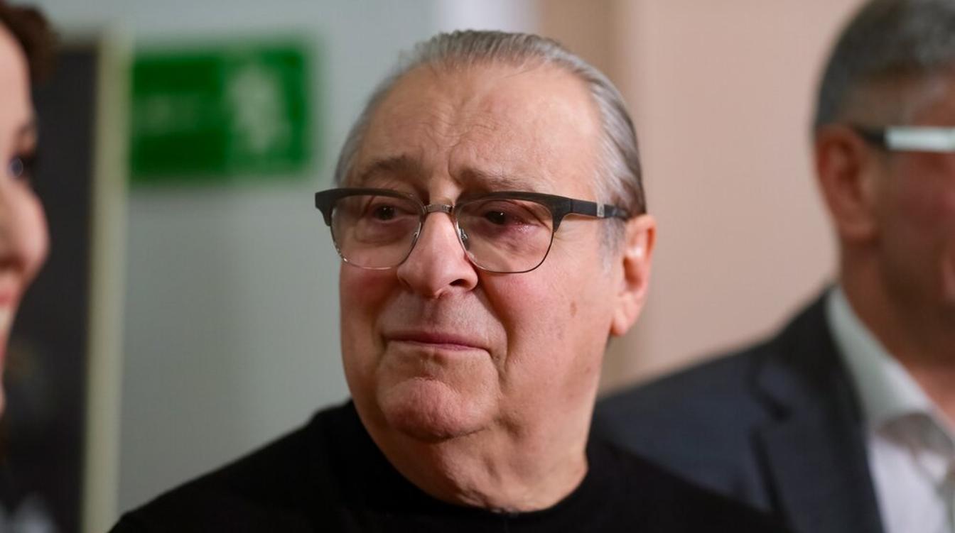 Истерика с кулаками: Хазанов угодил в новый скандал