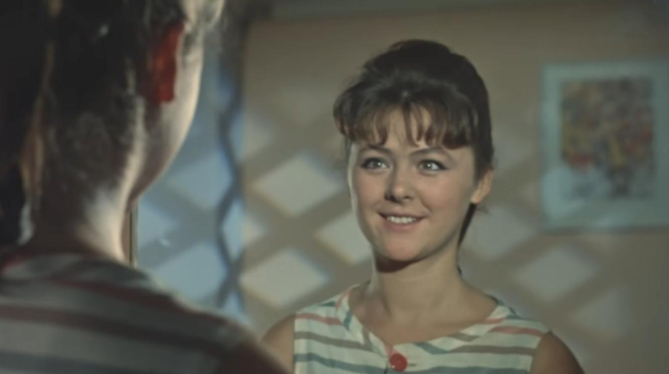 Содрала со злости платье: Селезнева вспомнила свои пробы на роль у Гайдая