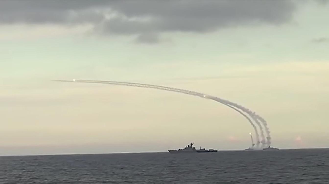 Экс-депутат Рады предрек пик эскалации на Украине на новогодние праздники