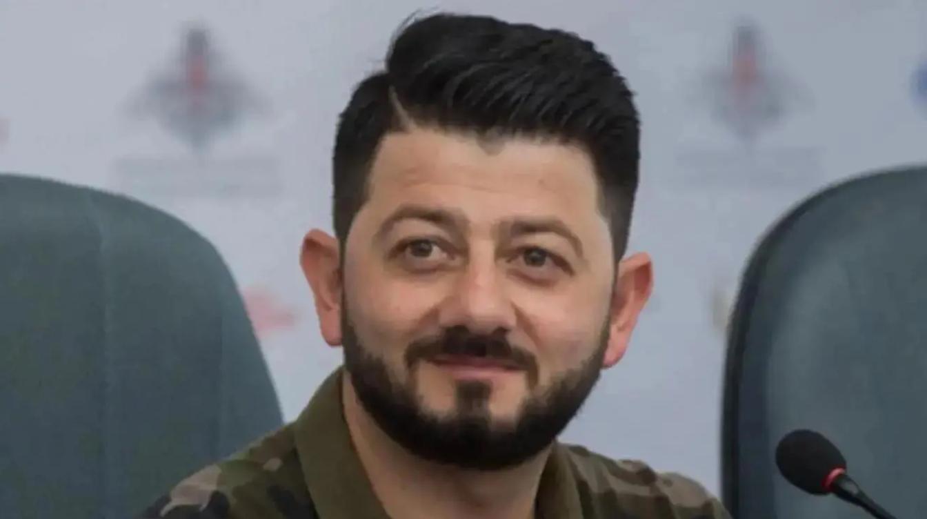 Бузова намекнула на роман Галустяна и Пинчук