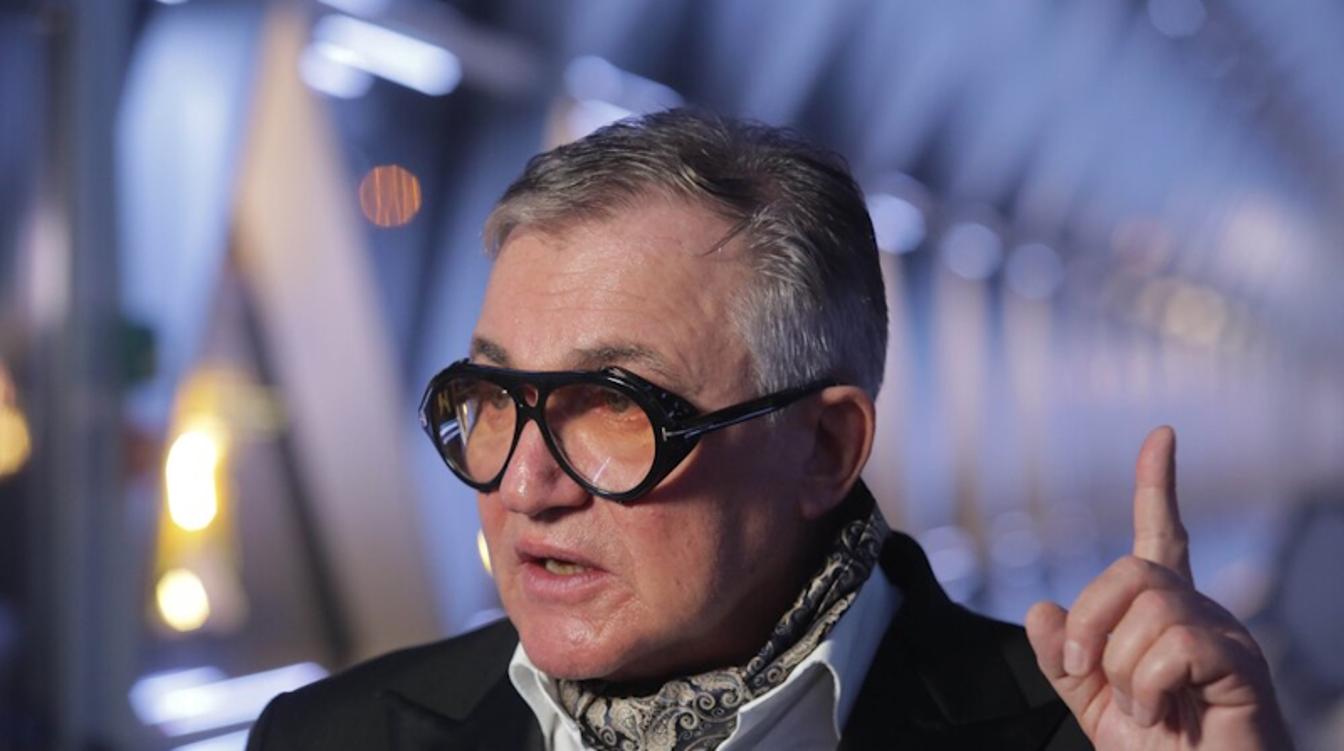 Продюсер рассказал, что будет с Дибровым после песни о секс-скандале