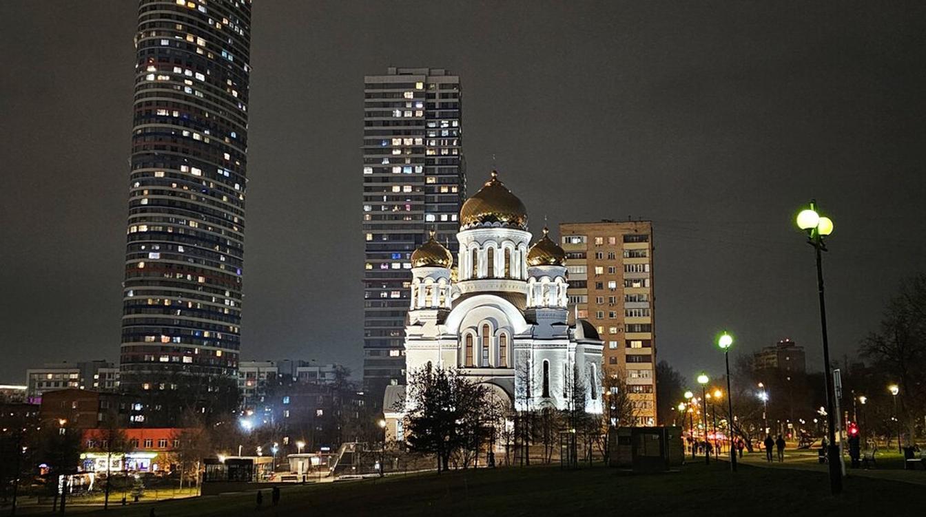 Еще 139 объектов в Москве оформят художественной подсветкой - Собянин