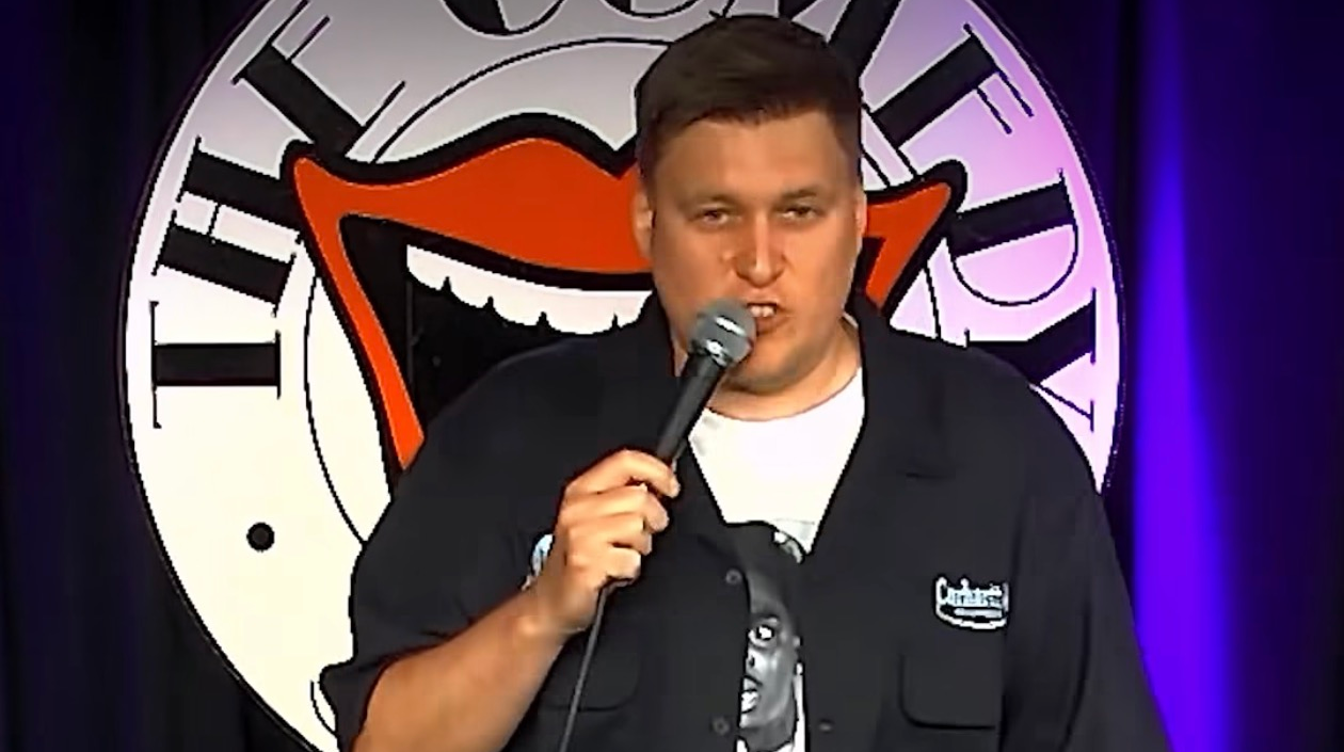 Сбежавший из России комик Незлобин рассказал о первой ипотеке в США