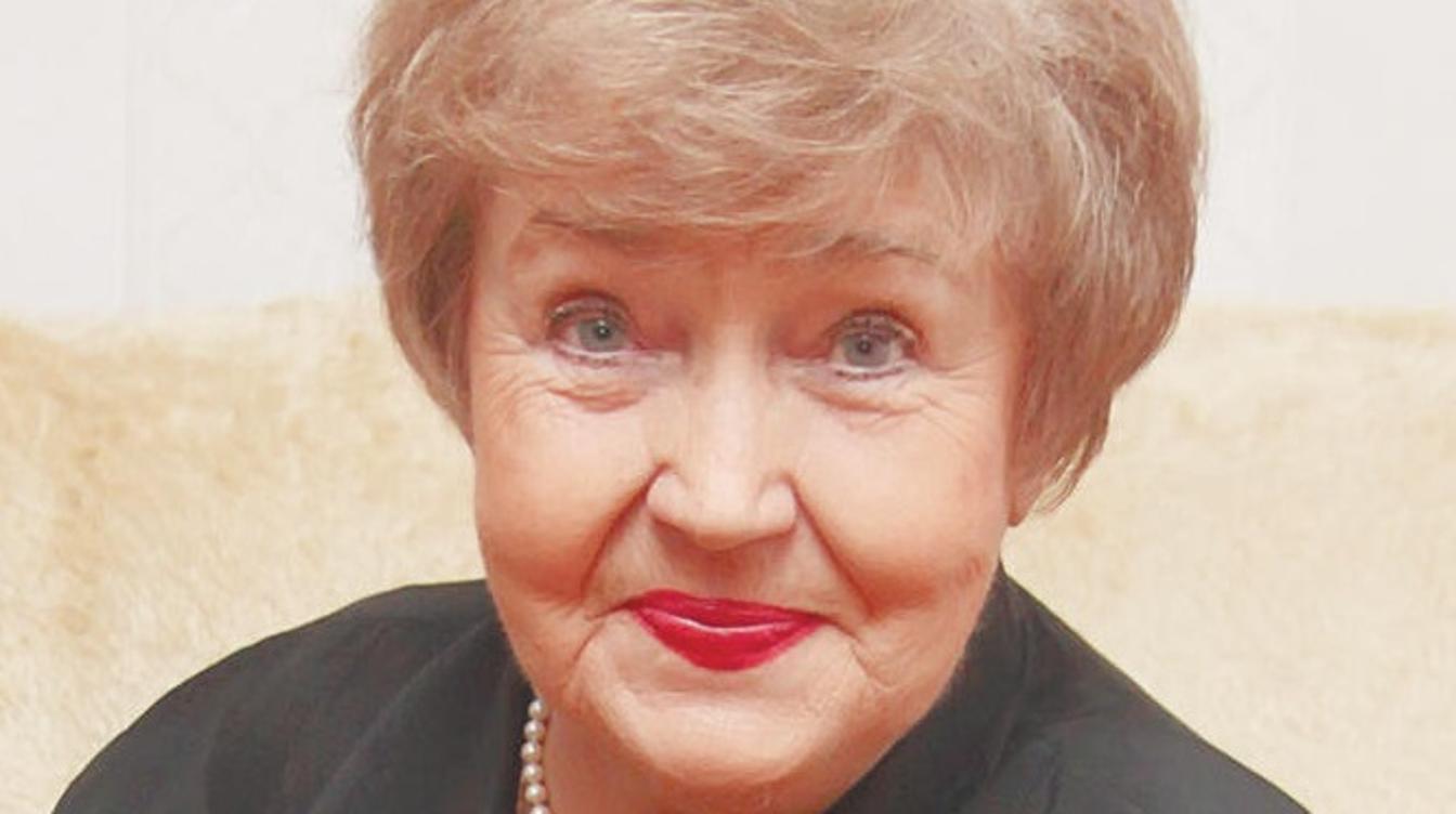 Умерла легендарная советская телеведущая: названа причина трагедии