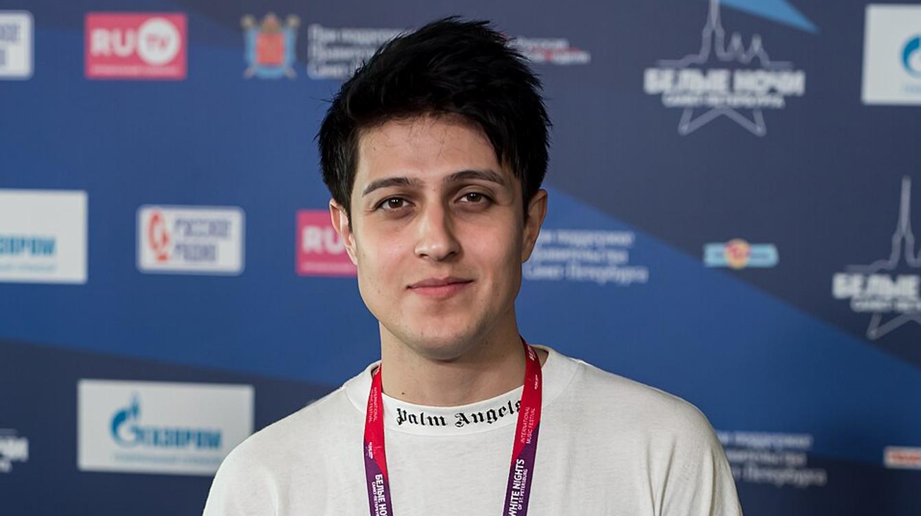 Исполнитель хита "Ягода малинка" попал в аварию в Таиланде