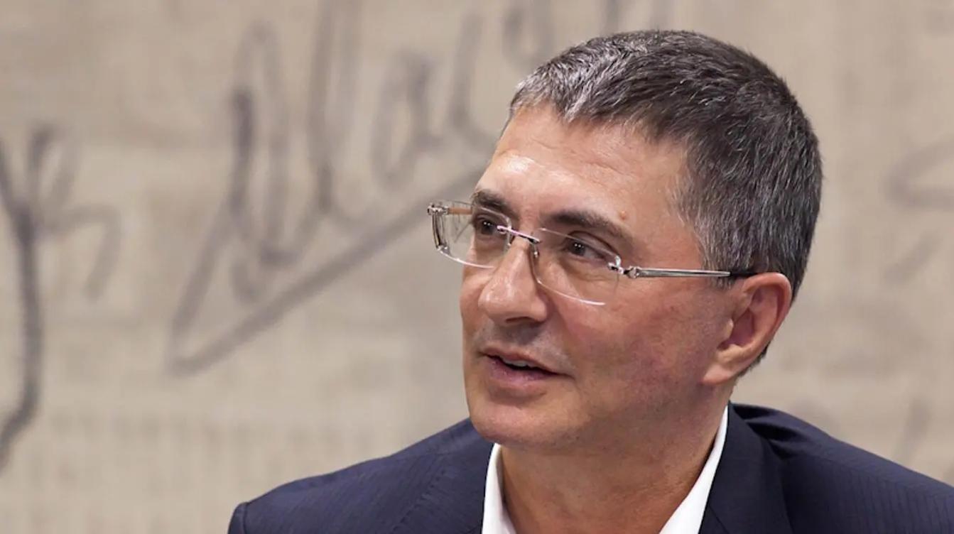 Мясников рассказал, как наказывает журналистов за "желтые" статьи о себе