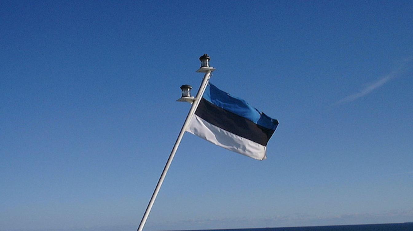 Эстонский министр начал открыто угрожать России войной на ее территории