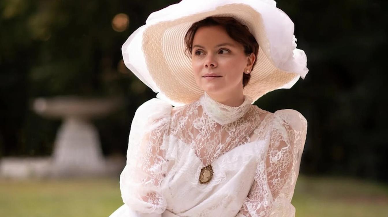 Жена Петросяна нашла альтернативу пластическим операциям: подробности