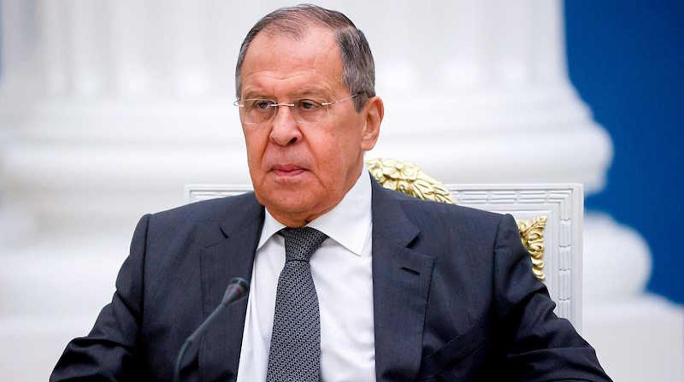 Россия жестко ответила генсеку НАТО на угрозы применить пятую статью