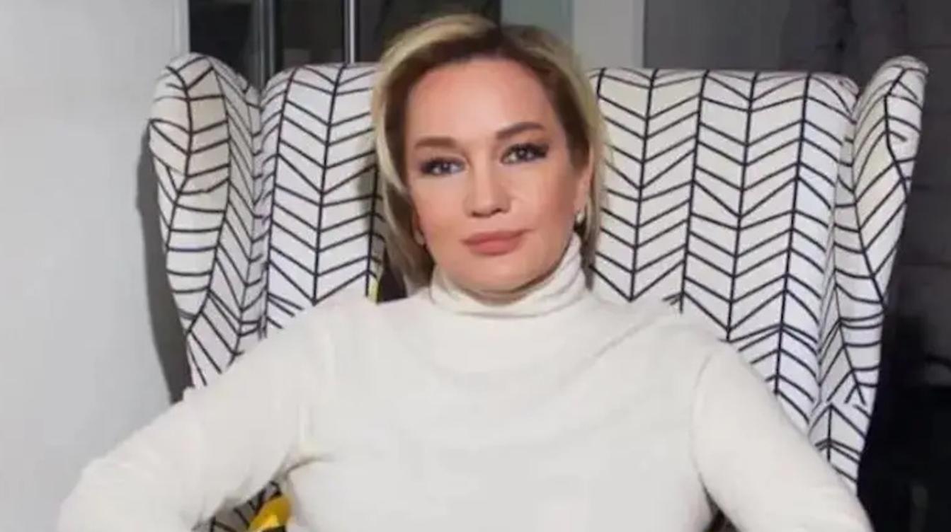 Буланова исполнила мечту с помощью магического амулета